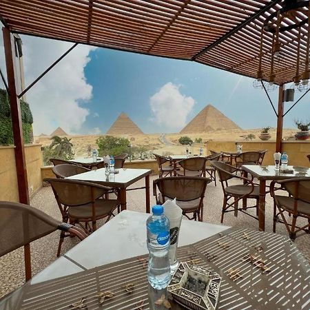 Pyramids Glory Inn Kafret el-Gabal Exteriör bild