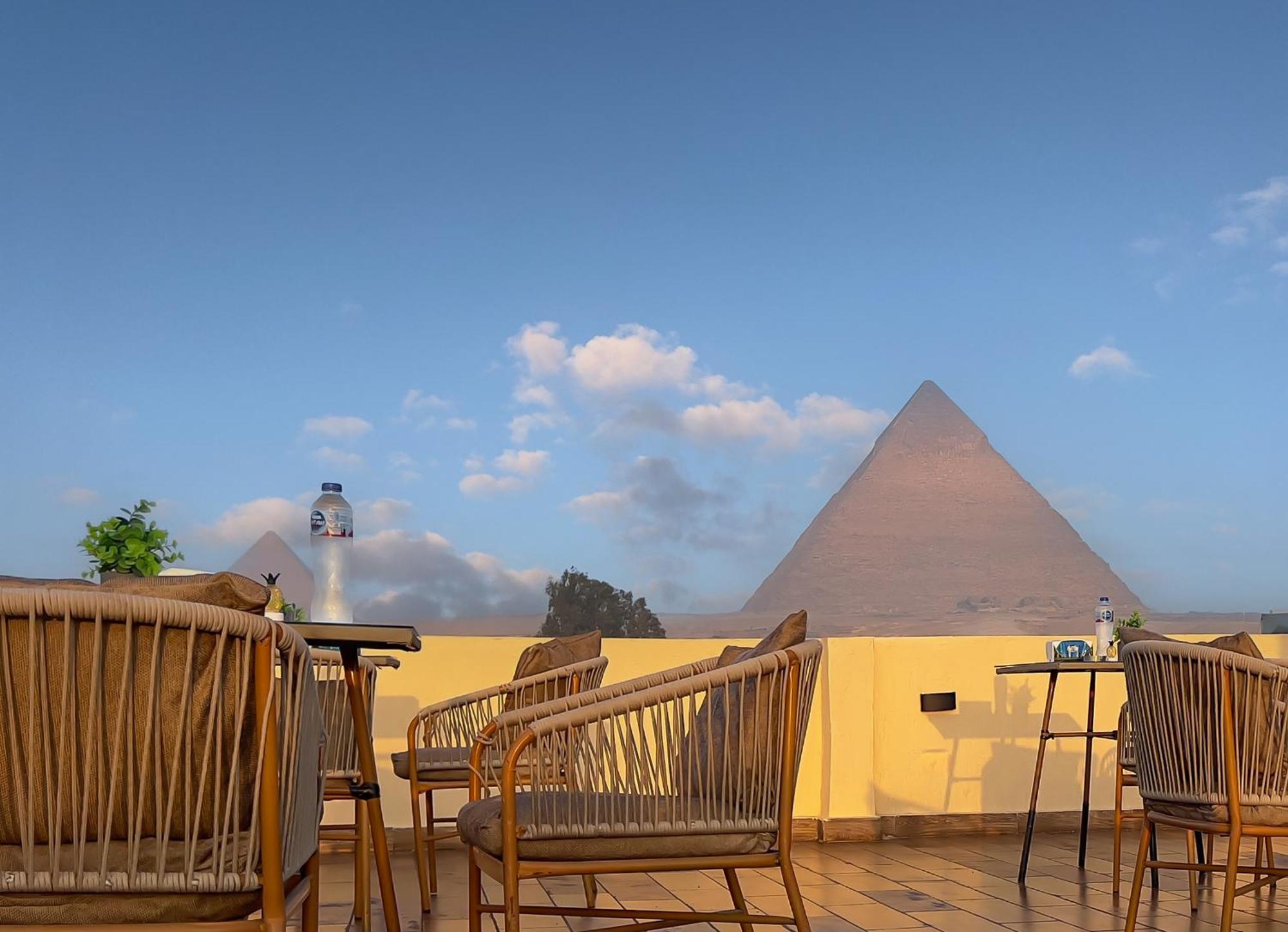 Pyramids Glory Inn Kafret el-Gabal Exteriör bild